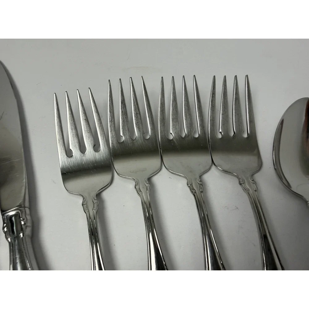 Oneida Deluxe MOZART Stainless USA Flatware Lot 9 Dinner Knives Forks Teaspoon